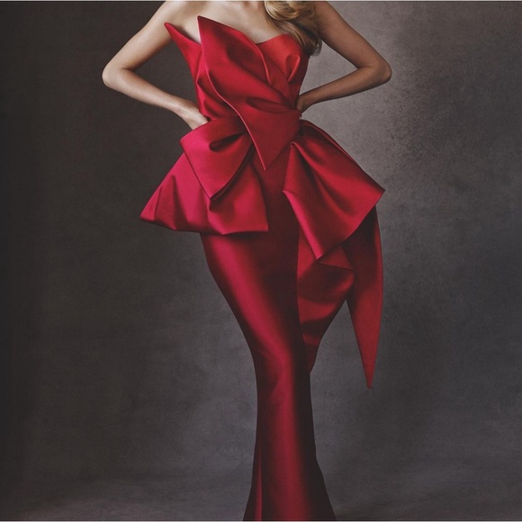 Lucian Matis Dress - Picture 3 of 17